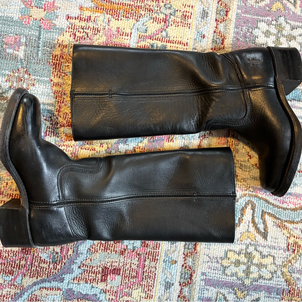 Frye Campus 14L Boots Black - Size 6